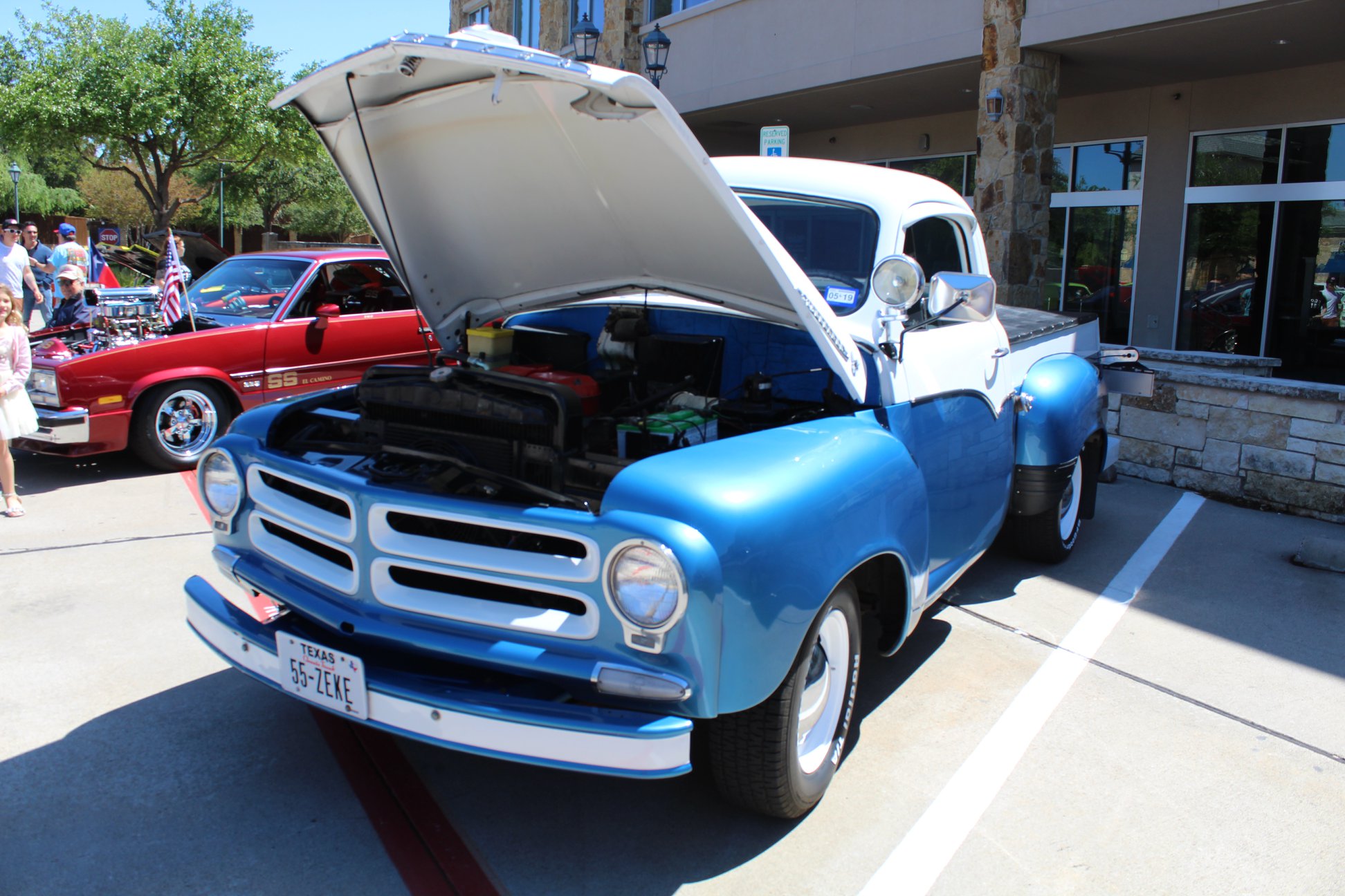 Castle Hills Village Shops for the Classic Car & Truck Show